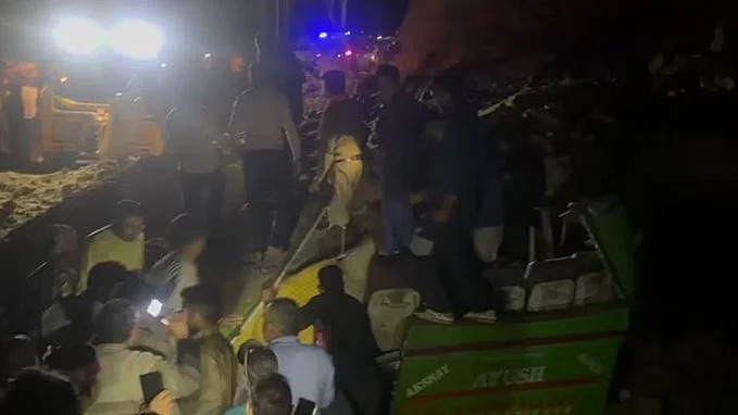 Himachal Pradesh: Landslide debris falls on bus roof, 15 dead, many trapped