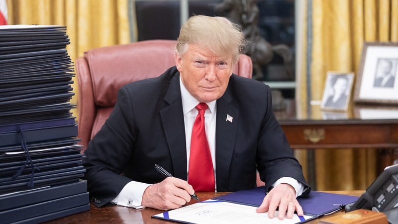 Trump signs more than 80 executive orders on 1st day in office- Fast Mail  News